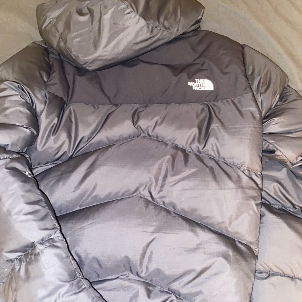 North face black winter jacket. Size small